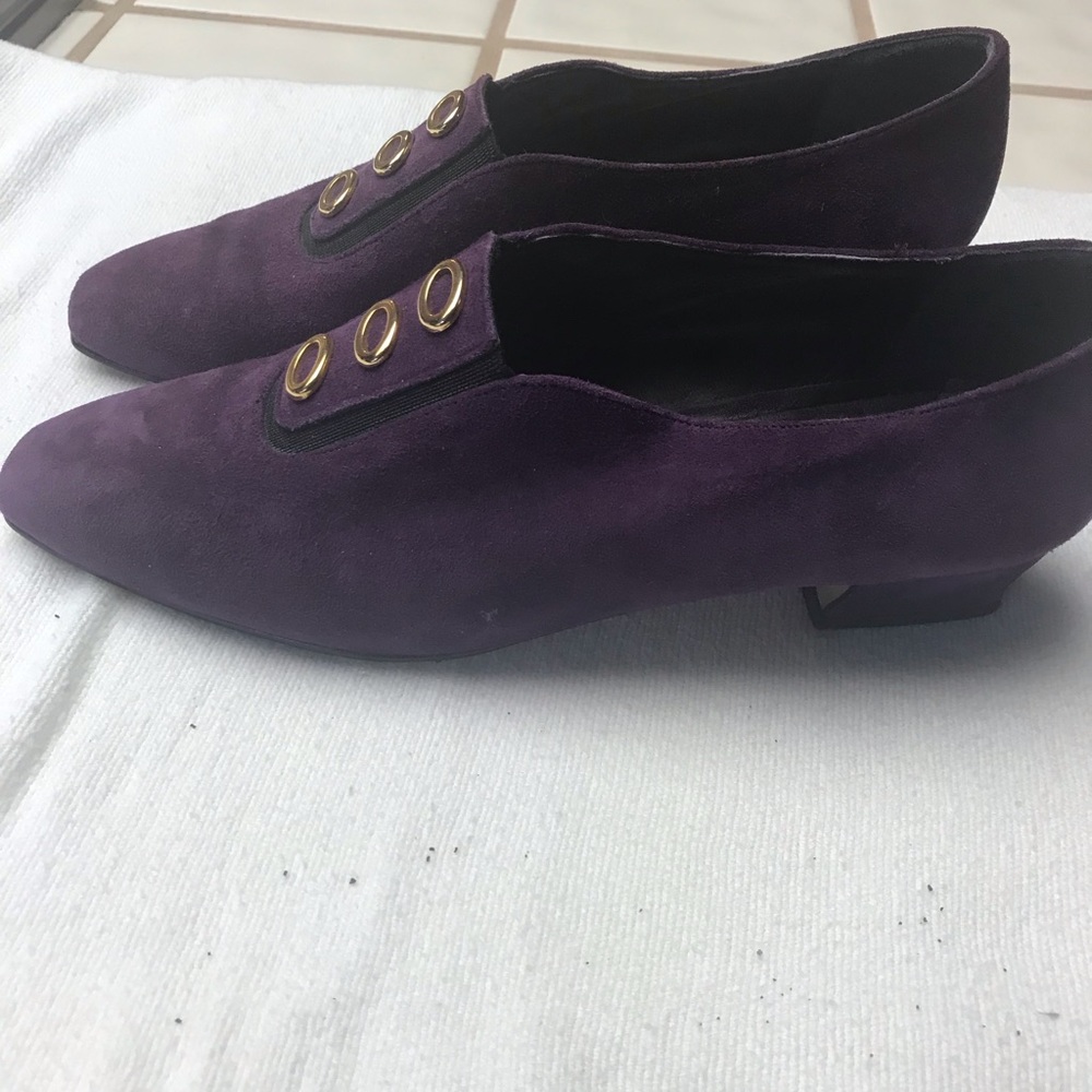 Shoe - Picture 3 of 3